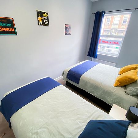 Modern 1 Bedroom Flat In Wood Green Londen Buitenkant foto