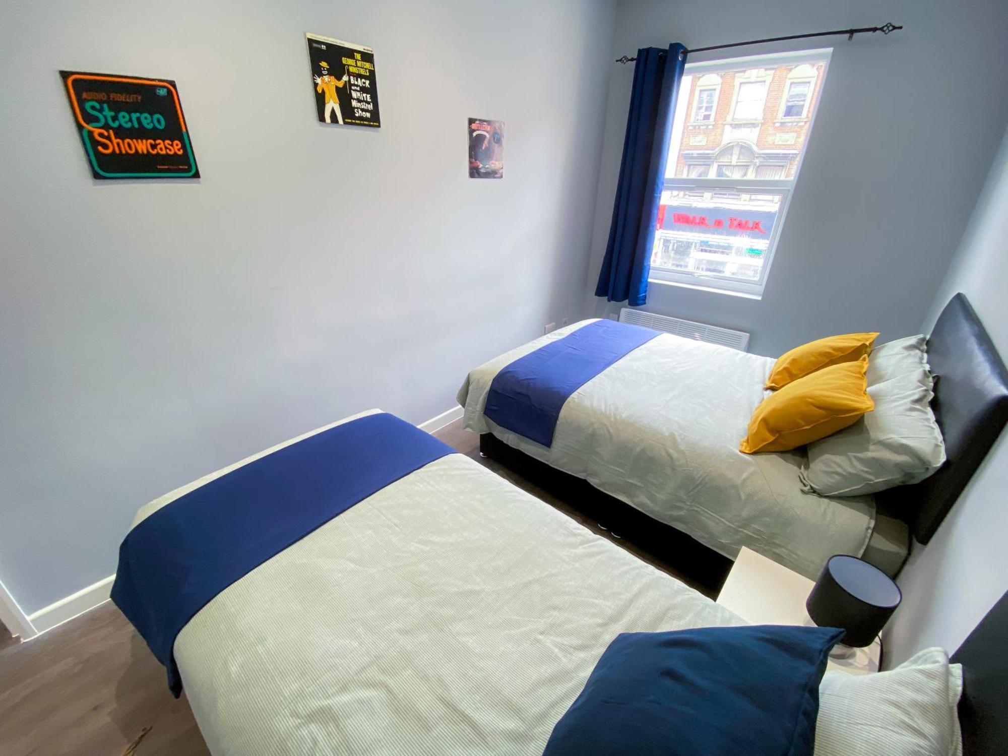 Modern 1 Bedroom Flat In Wood Green Londen Buitenkant foto