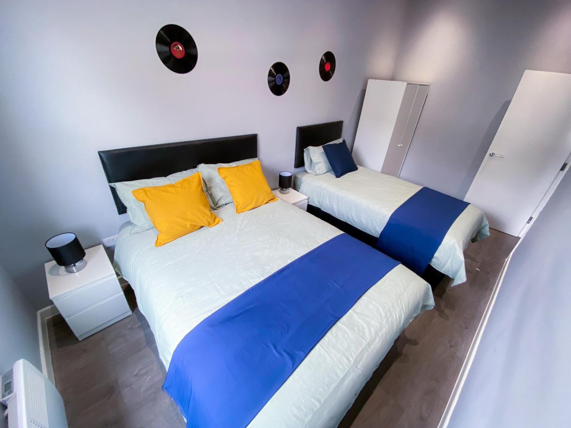 Modern 1 Bedroom Flat In Wood Green Londen Buitenkant foto