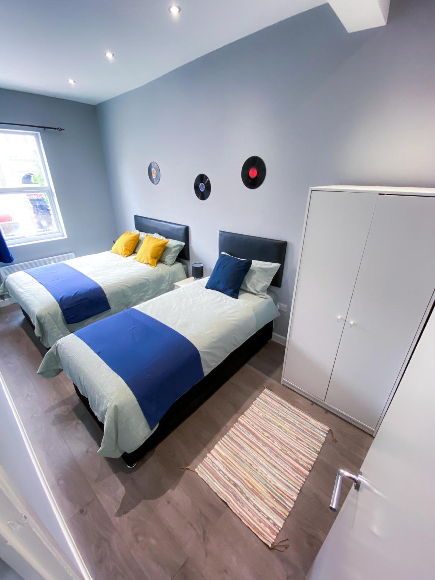 Modern 1 Bedroom Flat In Wood Green Londen Buitenkant foto